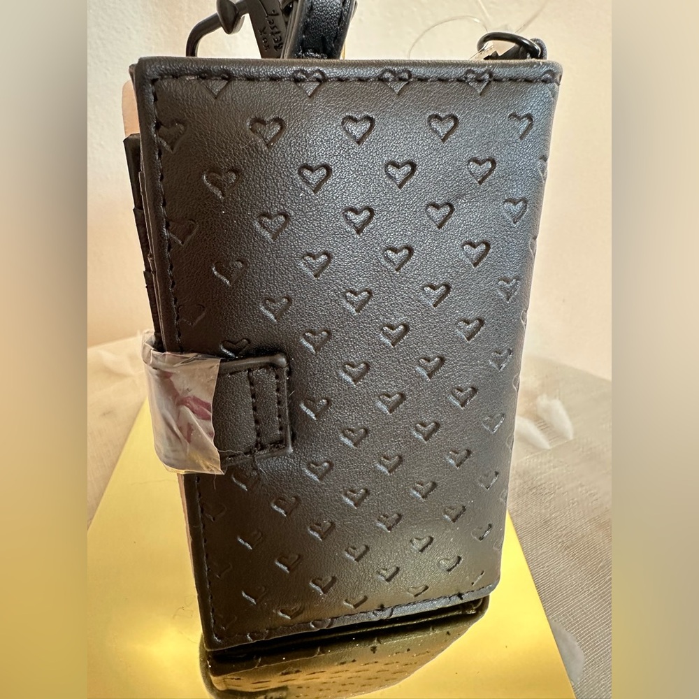 NWT Betsey Johnson Xoleah Heart Embossed Black Wristlet Wallet - Picture 5 of 10